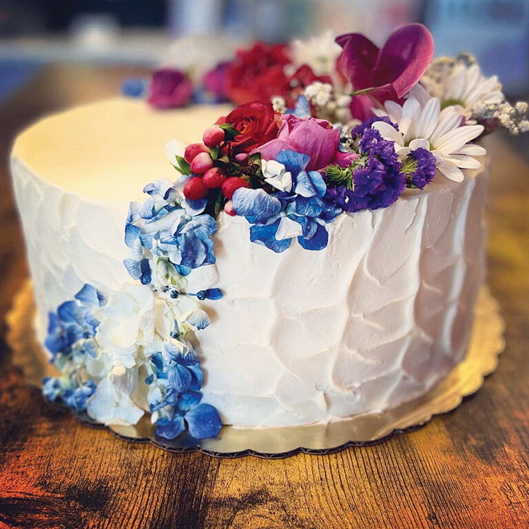 Lady Rays flower cake