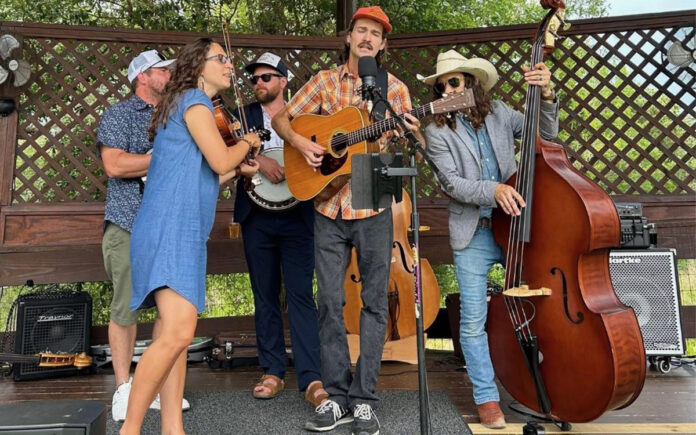 Brozinnis Black Creek String Band